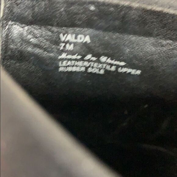 Donald J. Pliner Valda Mixed Western Mules Sz 7 - Picture 6 of 8